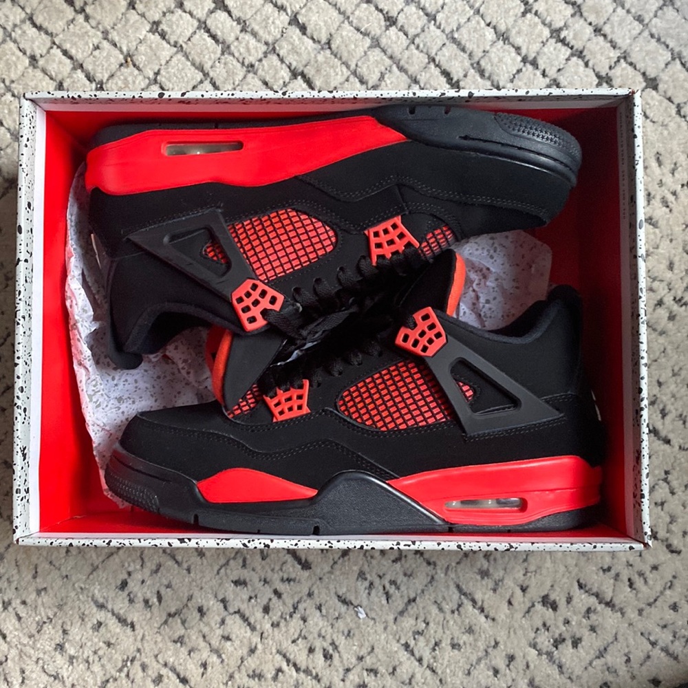 Air Jordan 4 red thunder (Read Description) Sz 11